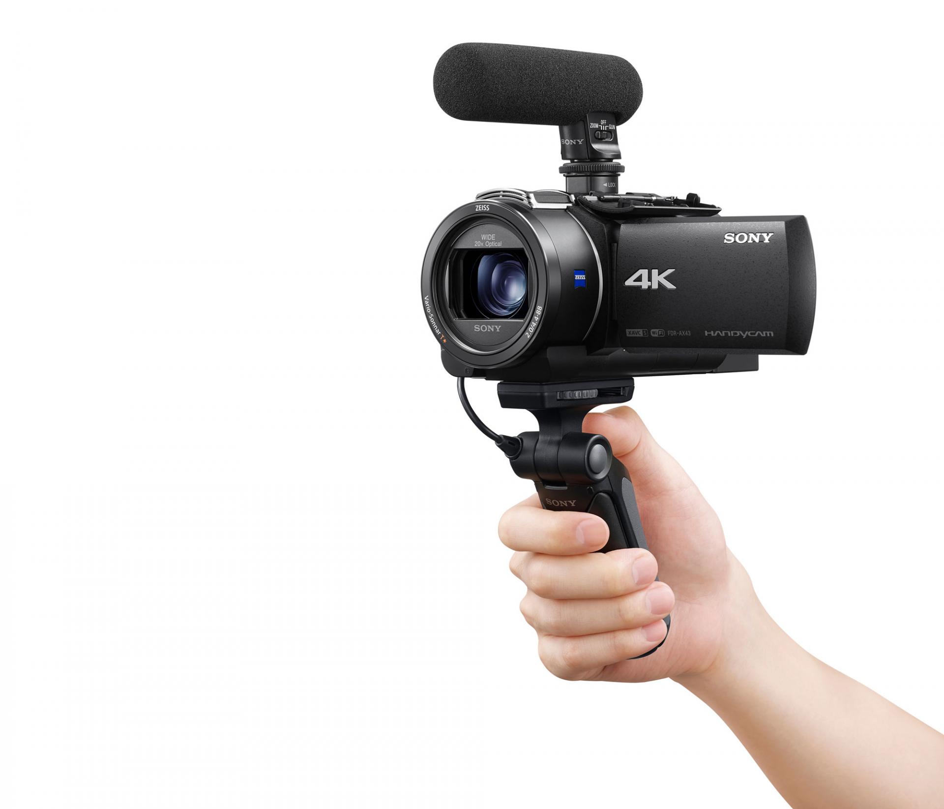 Sony анонсировала продвинутую камеру HandyCam FDR-AX43