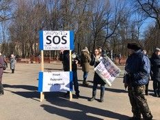 Петербуржцы на экологическом митинге заявили, что «от власти тянет свалкой»