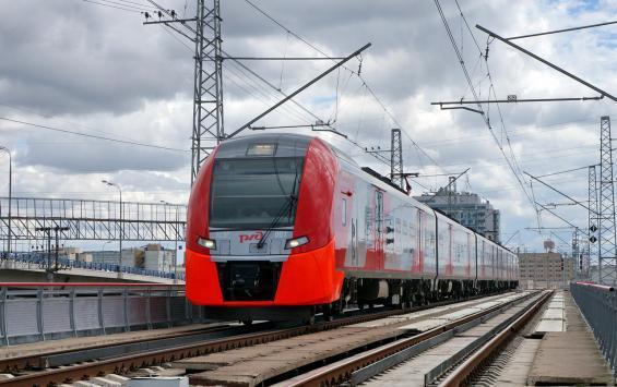 Поездов до Москвы стало меньше