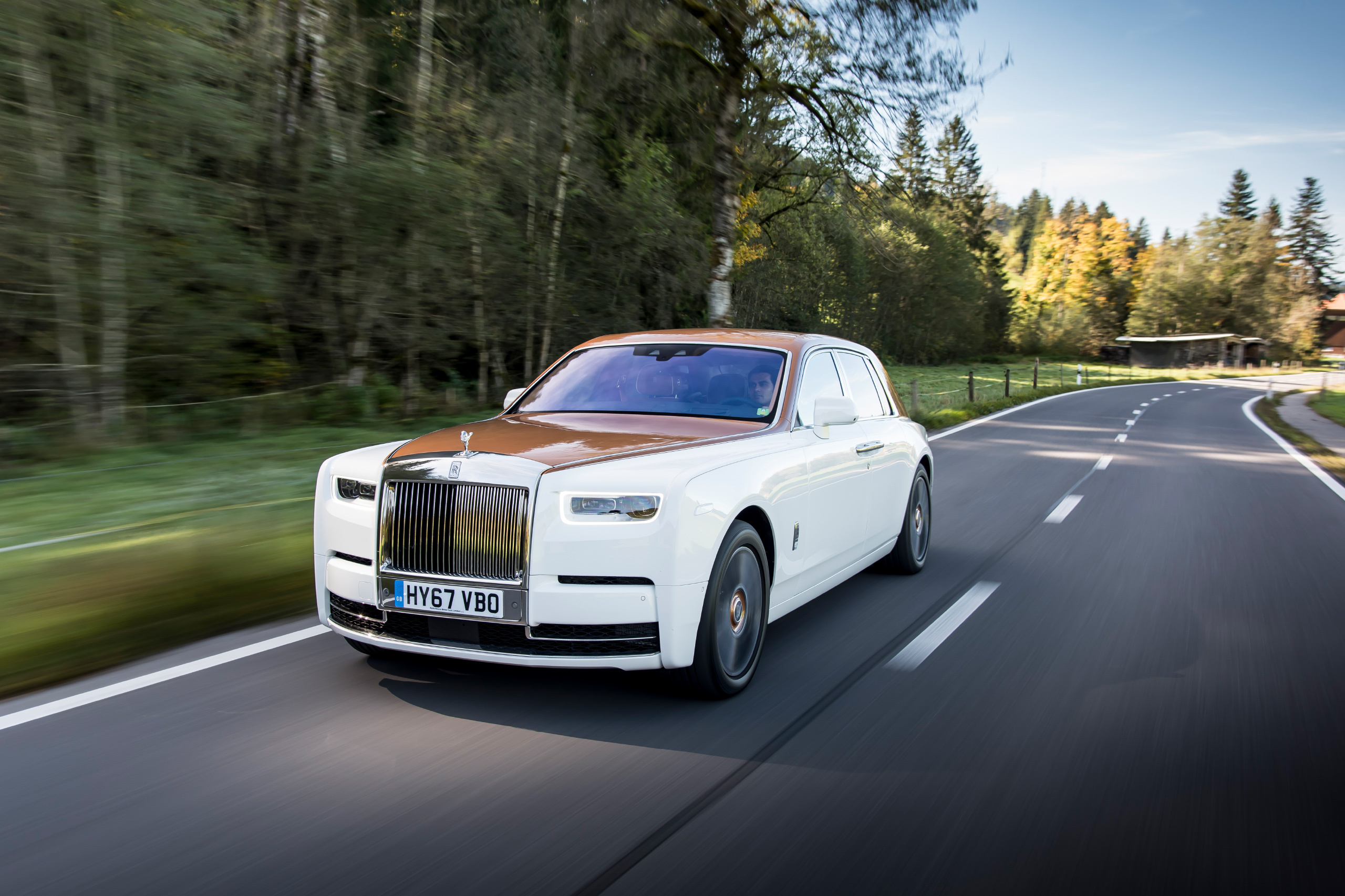 Как придумали главную дизайнерскую «фишку» Rolls-Royce Phantom