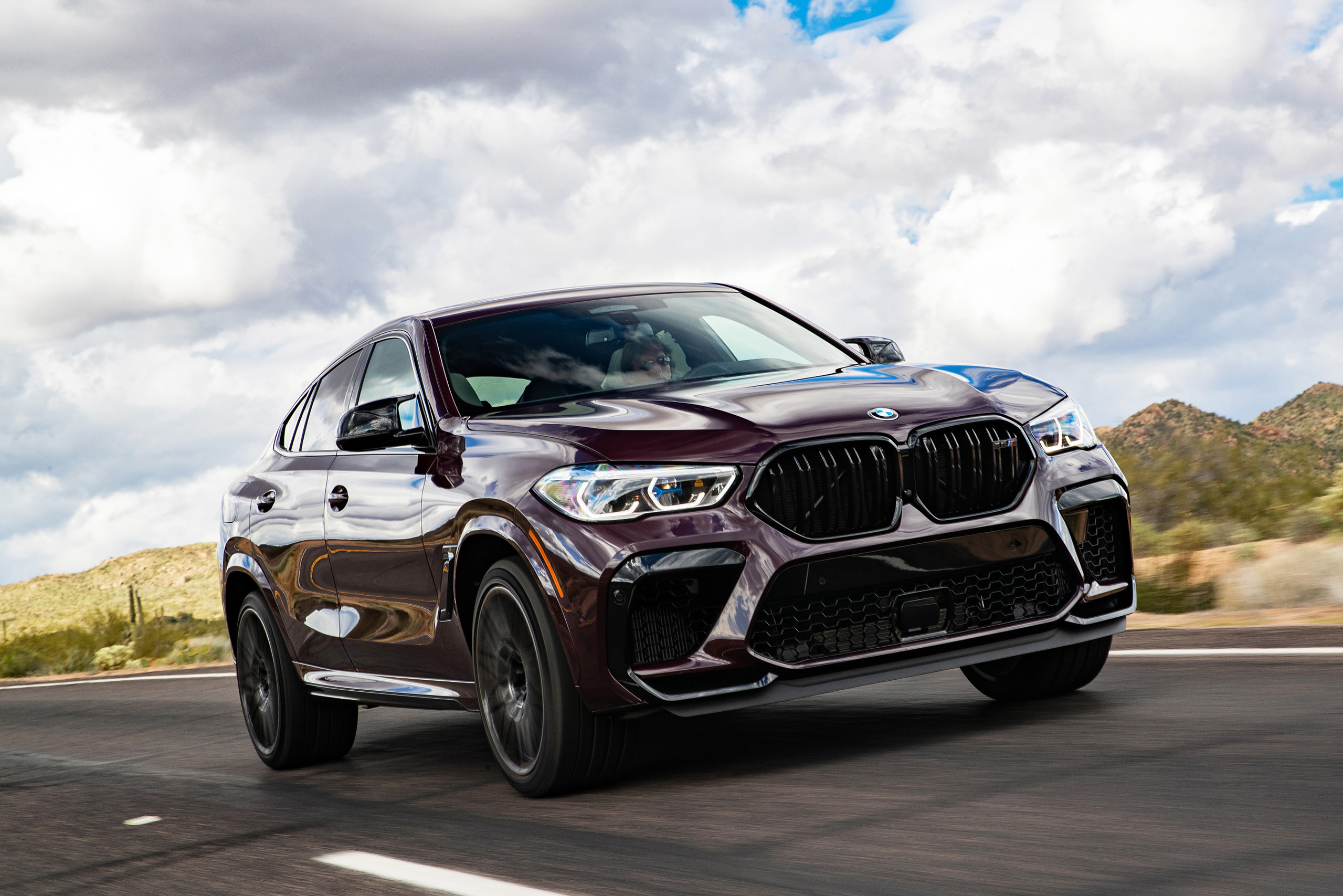 Видеообзор BMW X6 M Competition