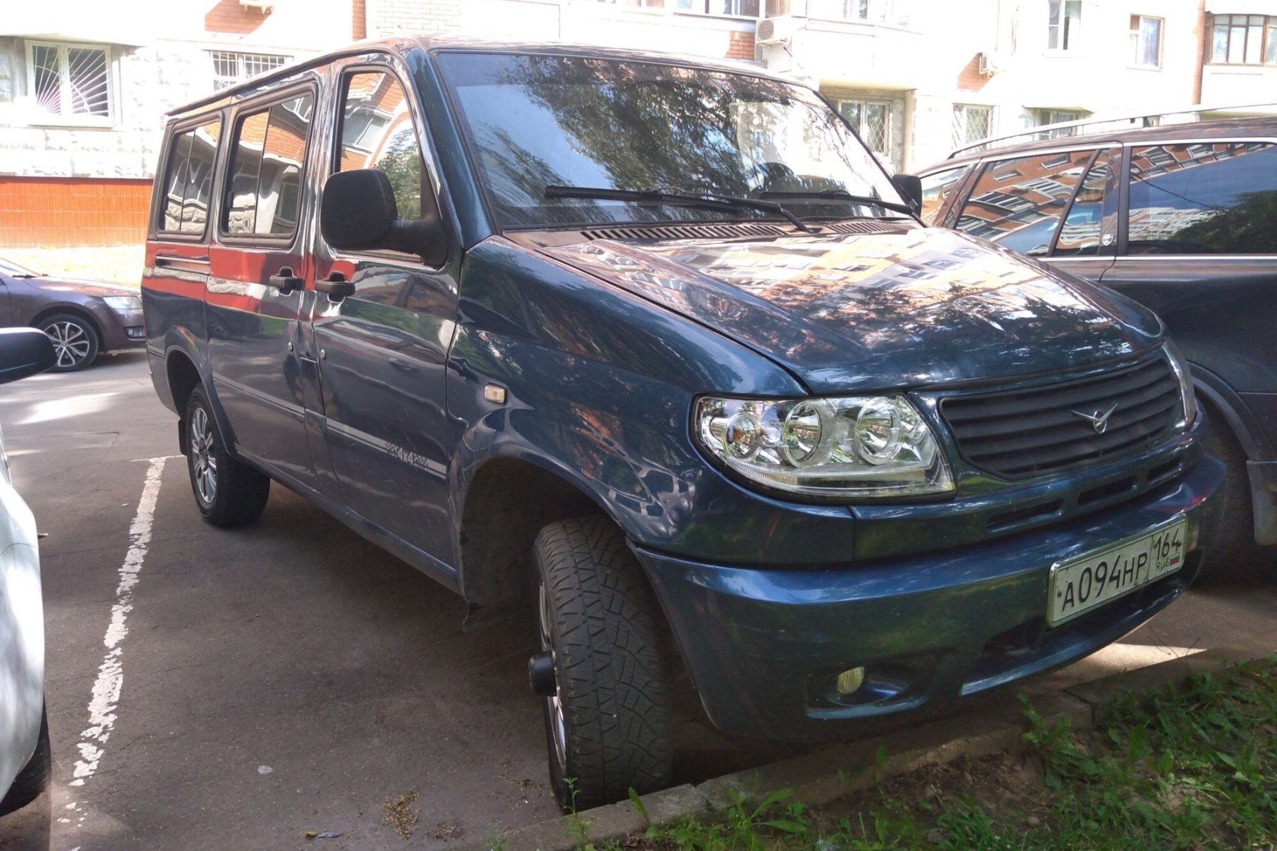 В Москве сфотографировали редкий прототип микроавтобуса UAZ