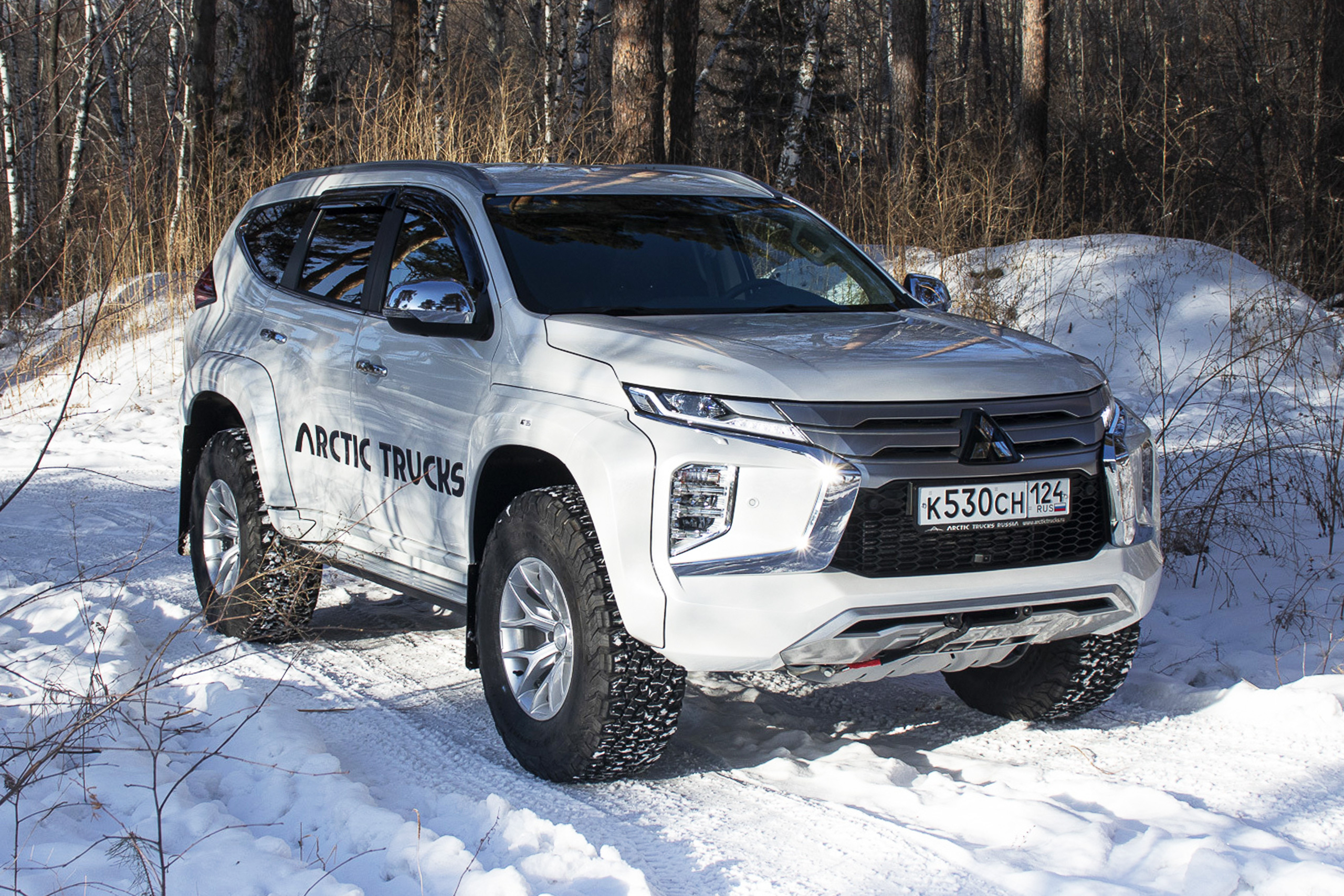 Безумные машины Arctic Trucks: пикапы и внедорожники для экстремальных условий