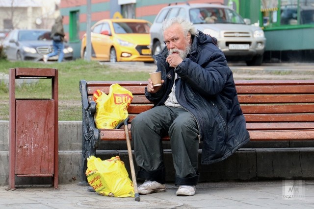 Брошенные бездомные и самоизоляция: как выжить в Москве