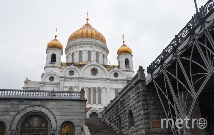 В Кремле уточнили, будет ли обсуждаться идея об упоминании в Конституции бога