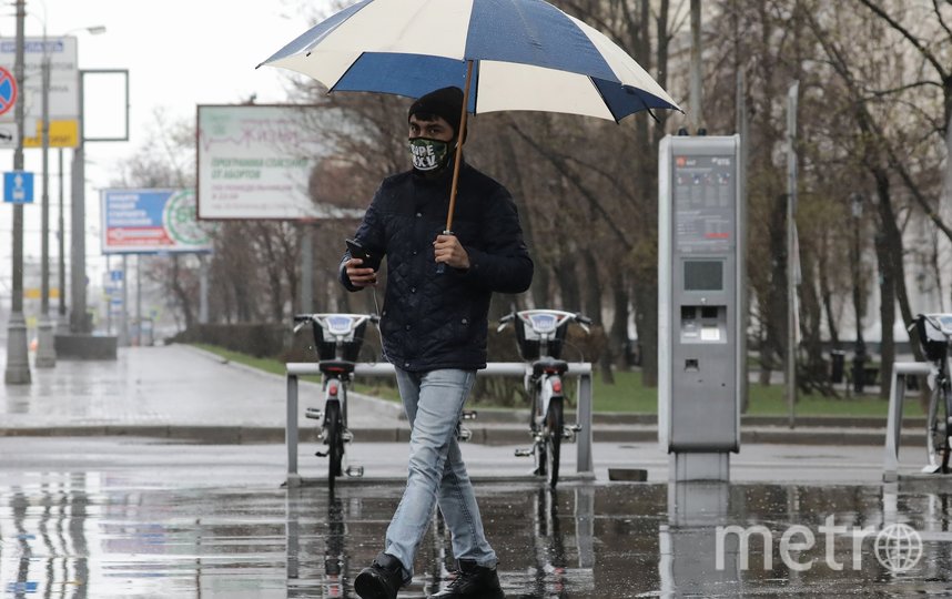 Погода в Москве испортится надолго, вероятны даже снежинки