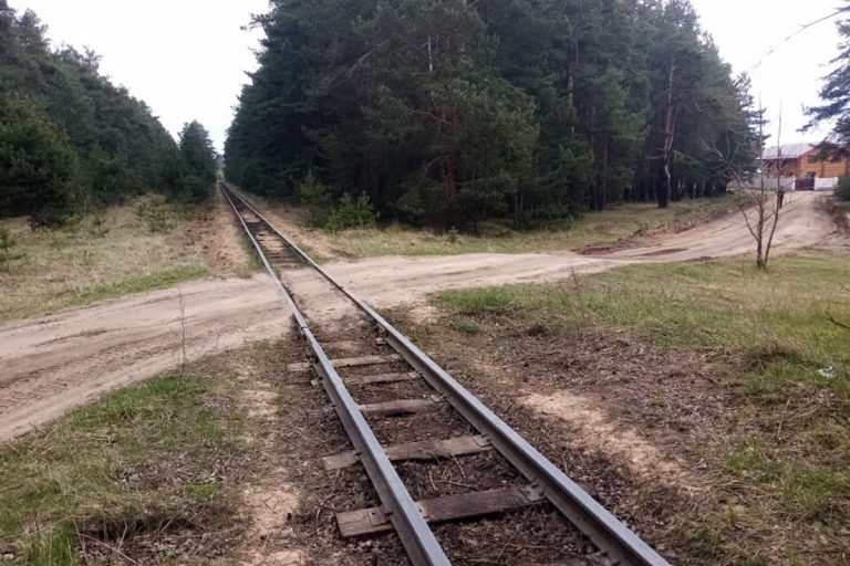 В Тверской области под колесами поезда погиб мужчина