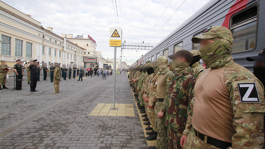 В Екатеринбург вернулись росгвардейцы — участники спецоперации в Украине. Фото