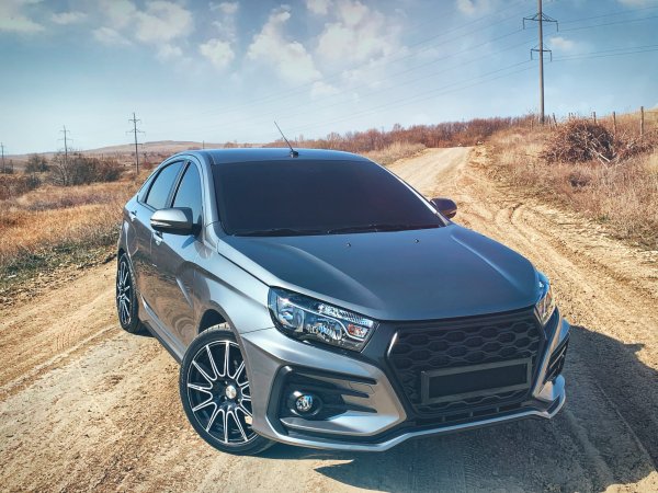 Почему таких нет с завода? Какой должна быть LADA Vesta в 2020 году?