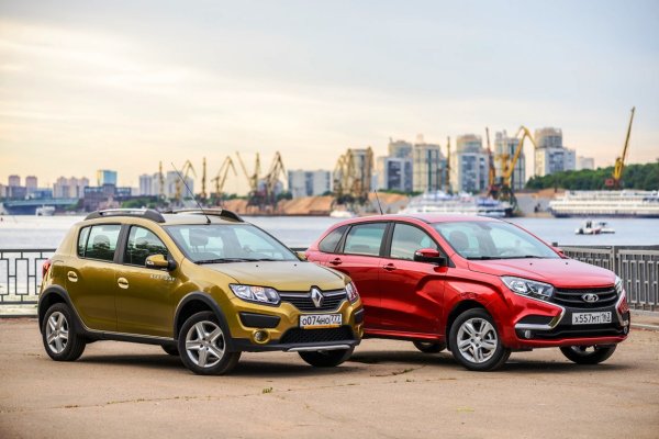 Эра Renault близится к закату? Автомобилисты все чаще посматривают на LADA