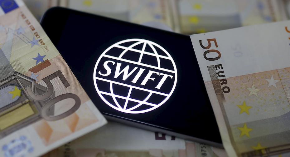 В России рассказали о запуске аналога SWIFT