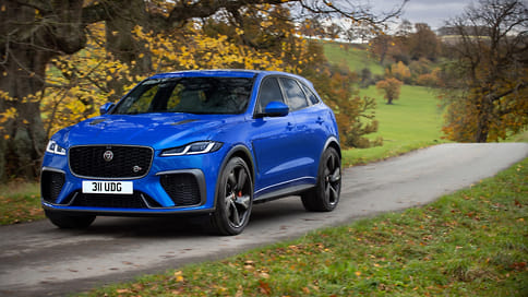 Jaguar обновил «заряженный» кроссовер F-Pace SVR