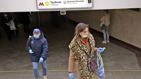 Нарушители масочного режима ушли под землю // В Москве их больше всего штрафуют в метрополитене