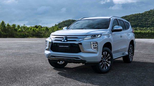 «Японец» с чертами новых автомобилей «АвтоВАЗ»: Обновленный Mitsubishi Pajero Sport вряд ли станет лидером в России